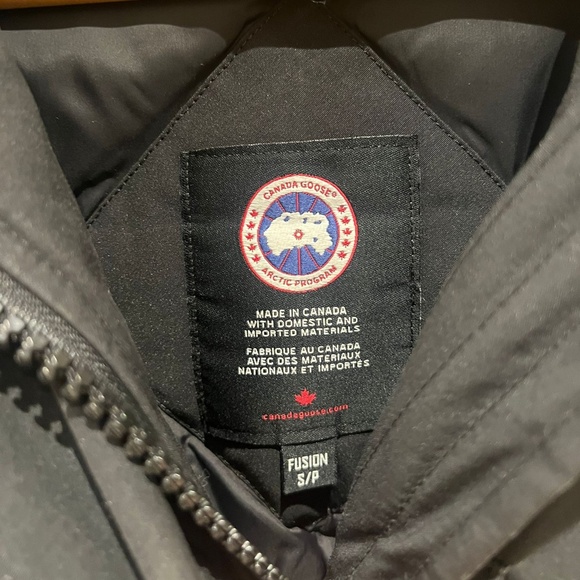 Women's Canada Goose Rossclair Parka Fusion Fit Size S - Picture 4 of 7